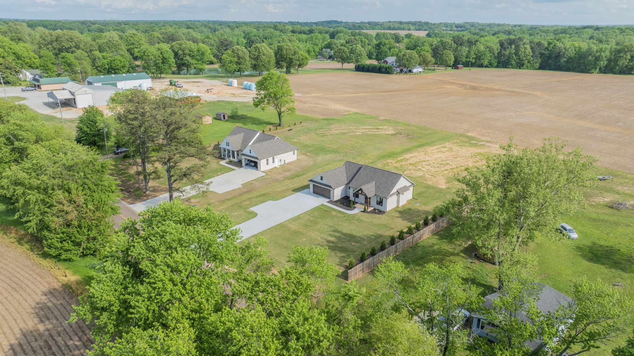 1313 Old Bells Road Jackson, TN 38305 - Photo 8 of 64 Gallery Image 8