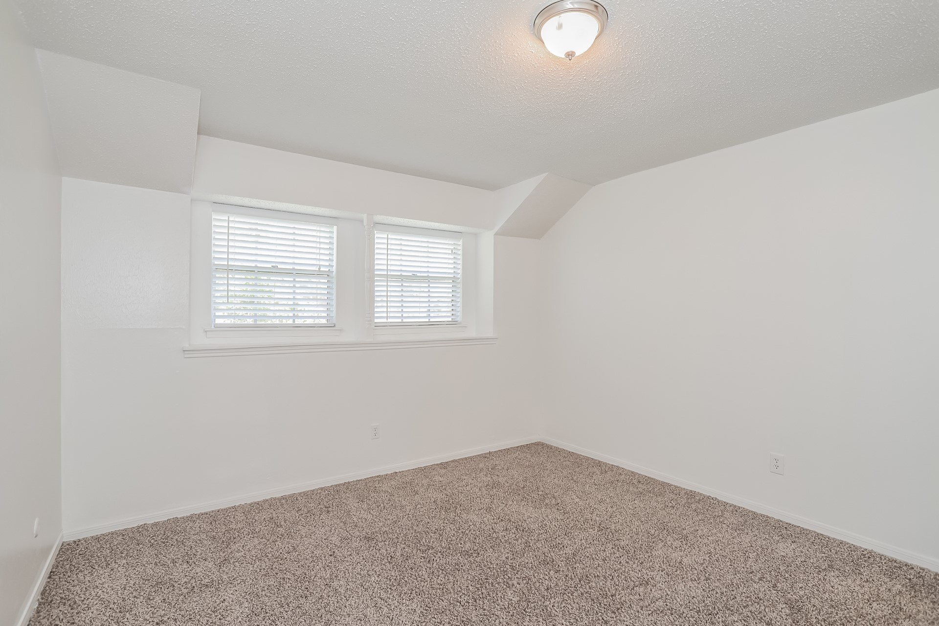 26218 Maplewood Drive Spring, TX 77386 - Photo 10 of 15