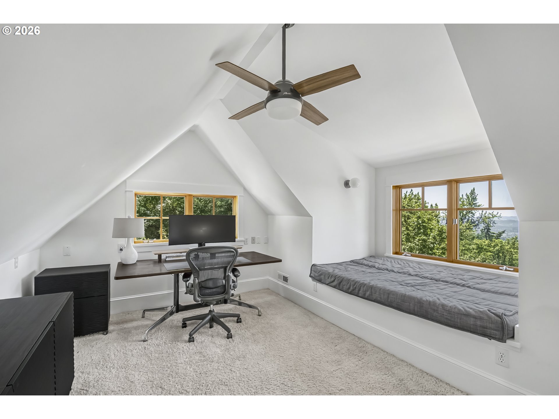 483 Northwest Skyline Crest Road Portland, OR 97229 - Photo 32 of 47