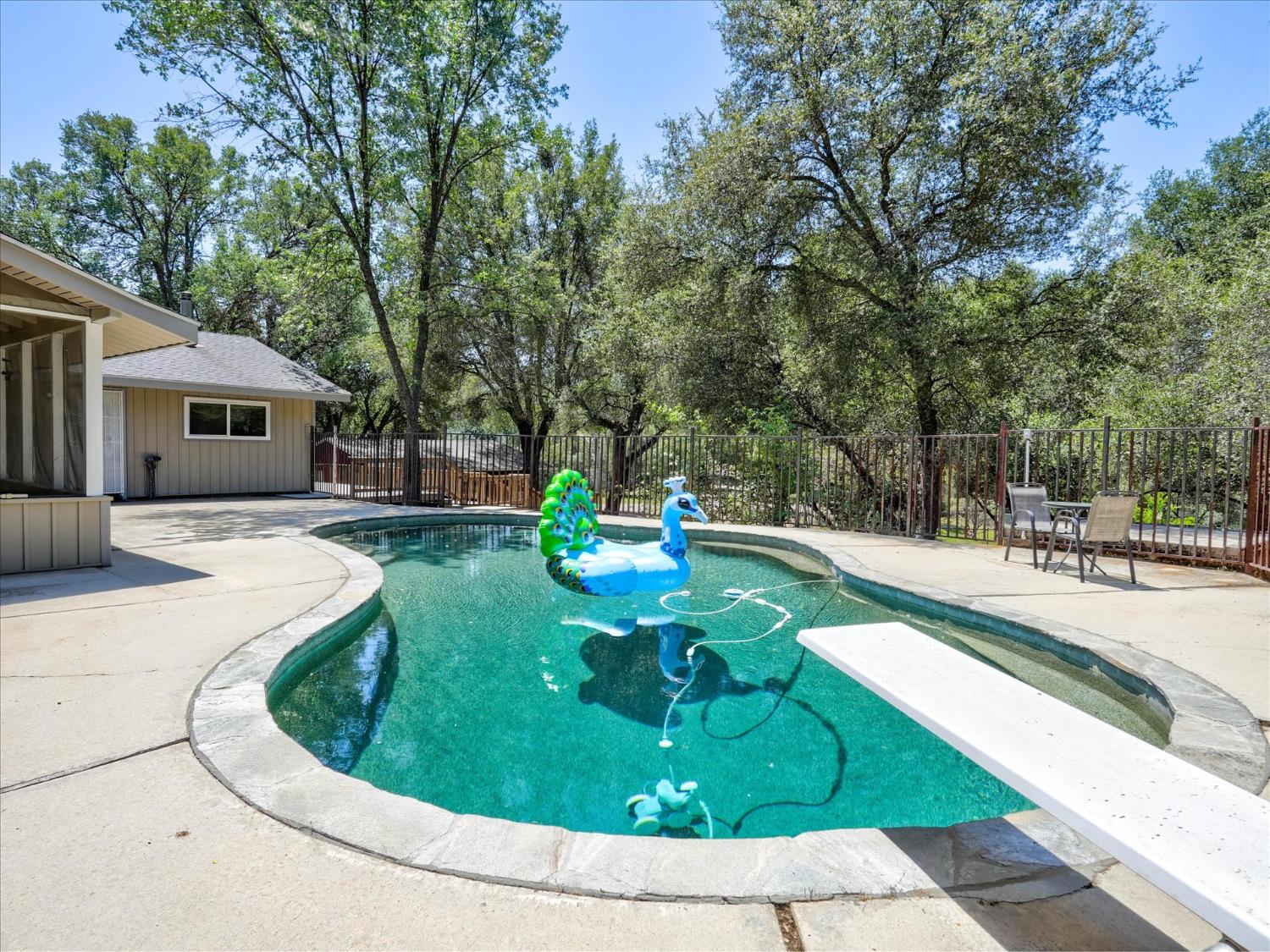 49020 Manzanita Road Oakhurst, CA 93644 - Photo 43 of 61