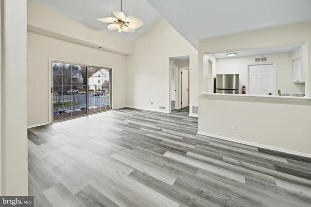 a view of empty room