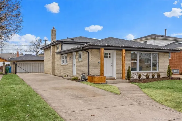 $449,900 | 10316 Lamon Avenue, Oak Lawn, IL 60453