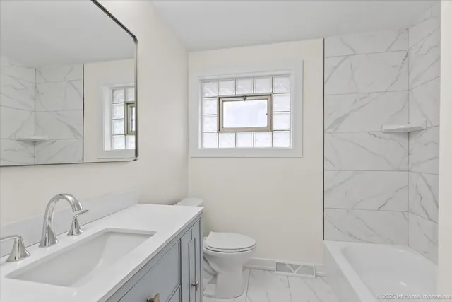 $449,900 | 10316 Lamon Avenue, Oak Lawn, IL 60453