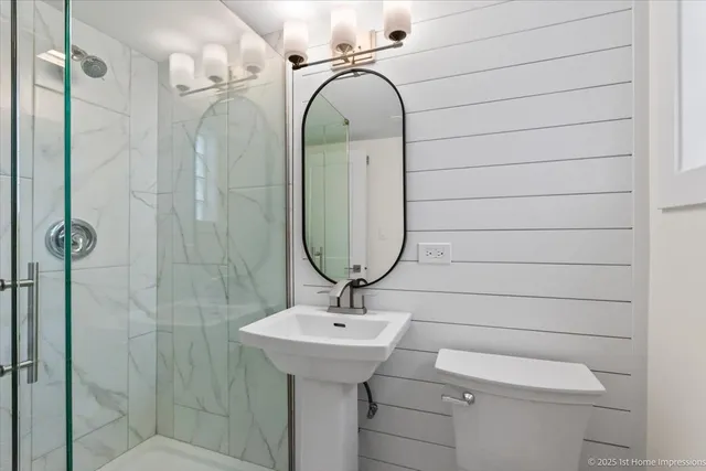 $449,900 | 10316 Lamon Avenue, Oak Lawn, IL 60453