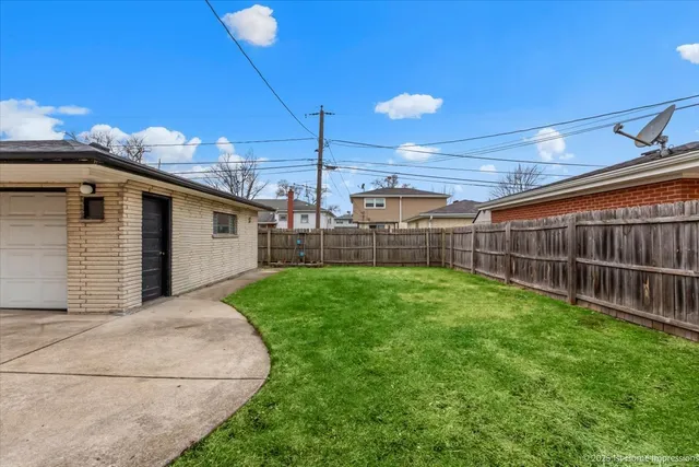 $449,900 | 10316 Lamon Avenue, Oak Lawn, IL 60453