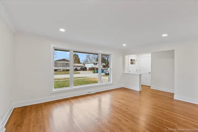 $449,900 | 10316 Lamon Avenue, Oak Lawn, IL 60453