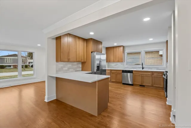 $449,900 | 10316 Lamon Avenue, Oak Lawn, IL 60453