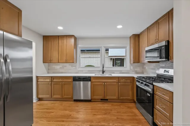 $449,900 | 10316 Lamon Avenue, Oak Lawn, IL 60453