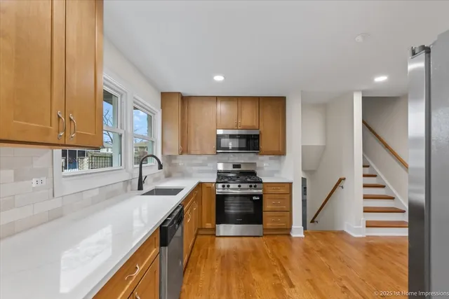 $449,900 | 10316 Lamon Avenue, Oak Lawn, IL 60453