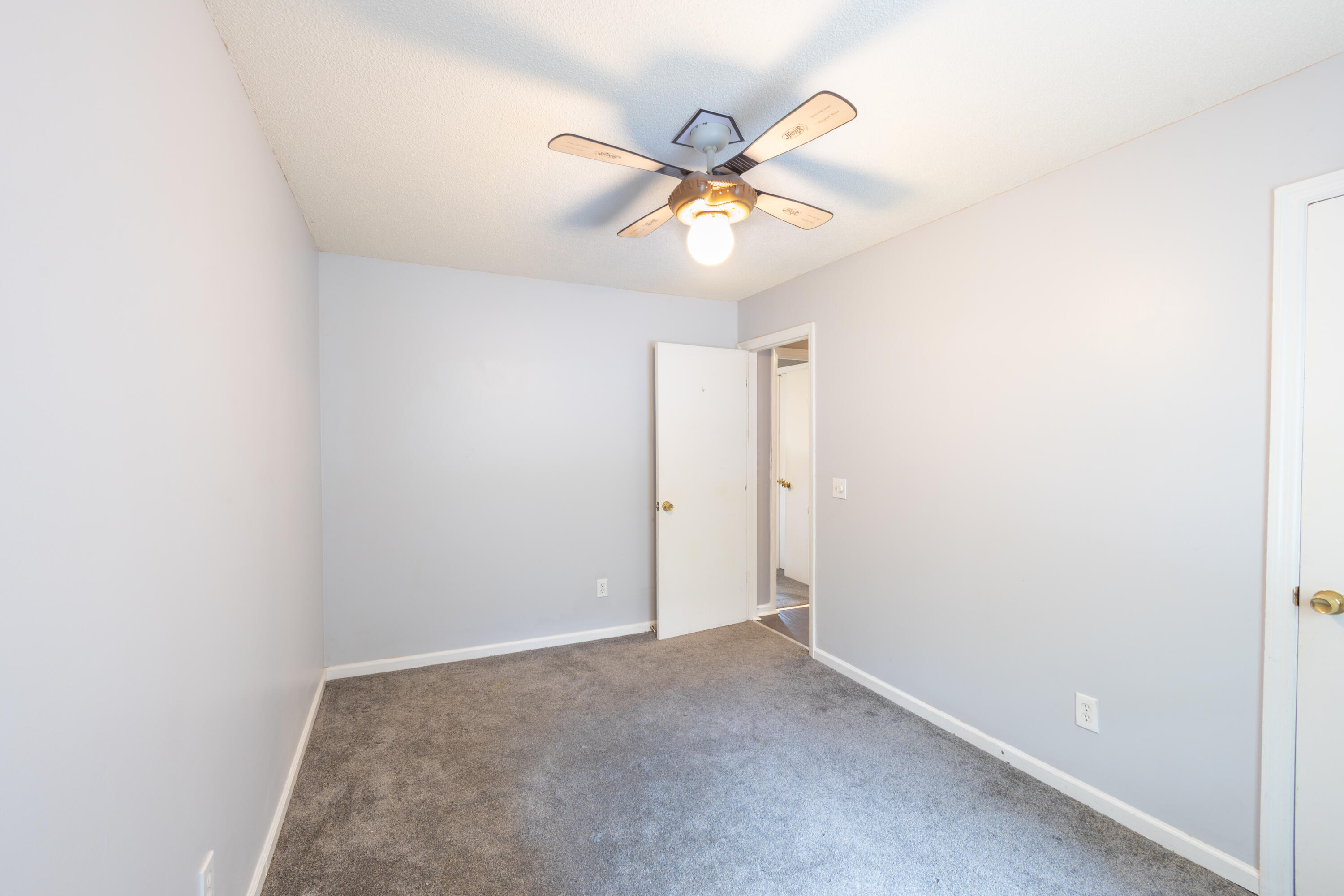1625 North Chester Road Hixson, TN 37343 - Photo 13 of 21 251A4715