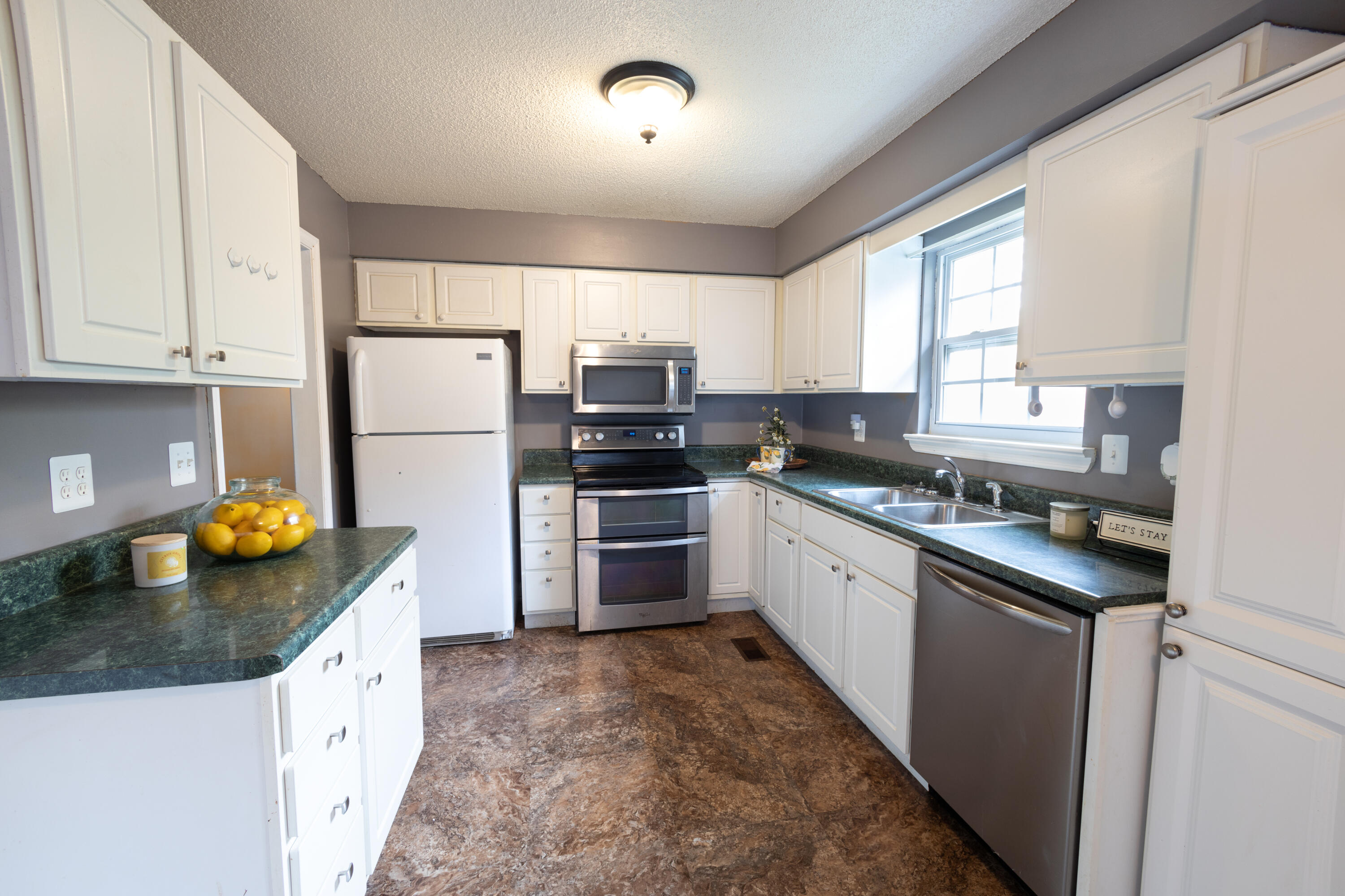 1625 North Chester Road Hixson, TN 37343 - Photo 7 of 21 251A4702
