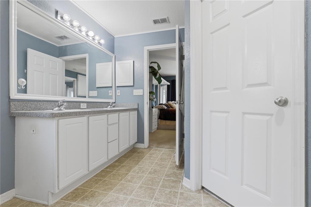 12117 Killian Street Spring Hill, FL 34608 - Photo 22 of 44