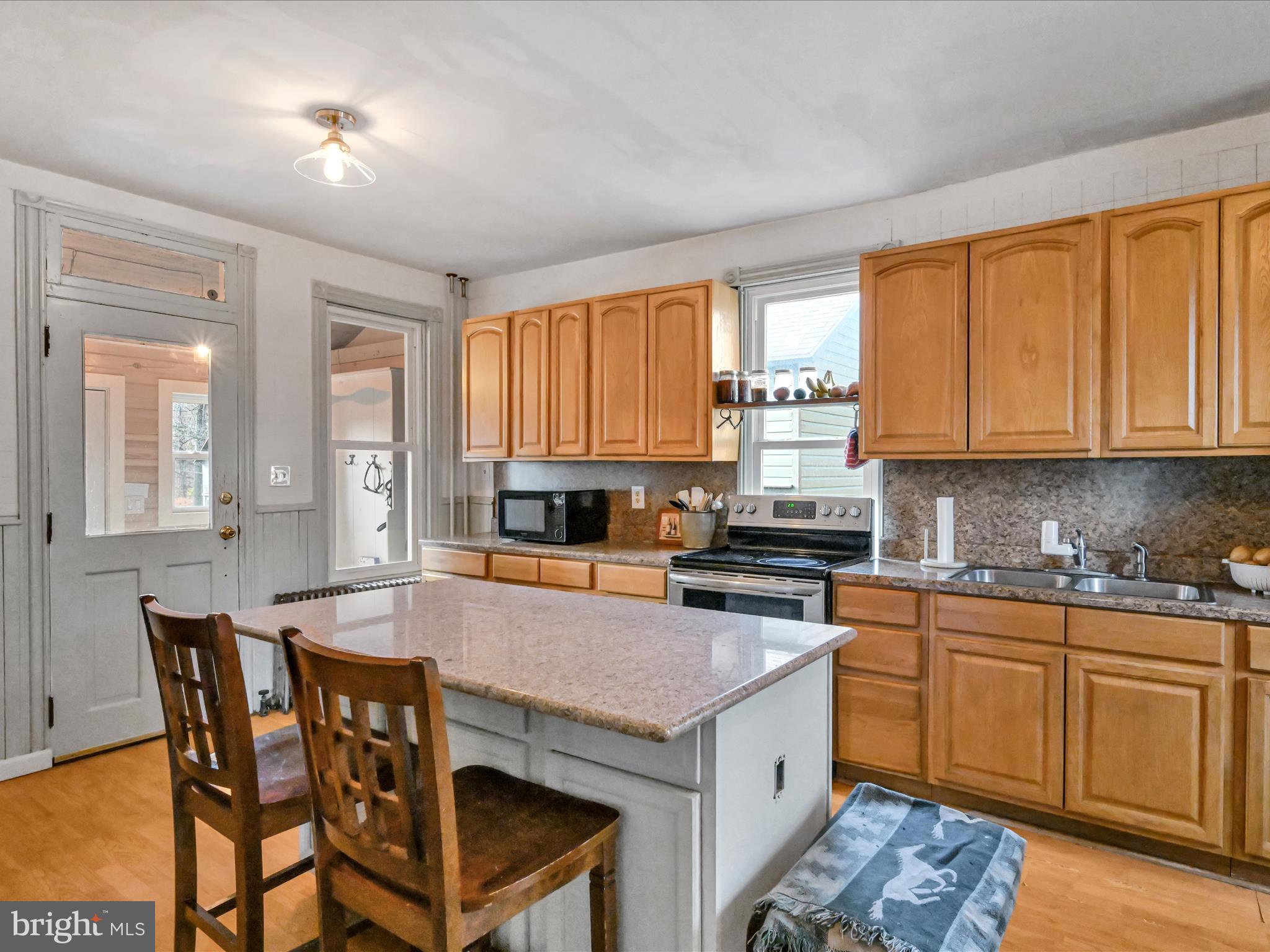 2868 Pricetown Road Temple, PA 19560 - Photo 17 of 80 Kitchen
