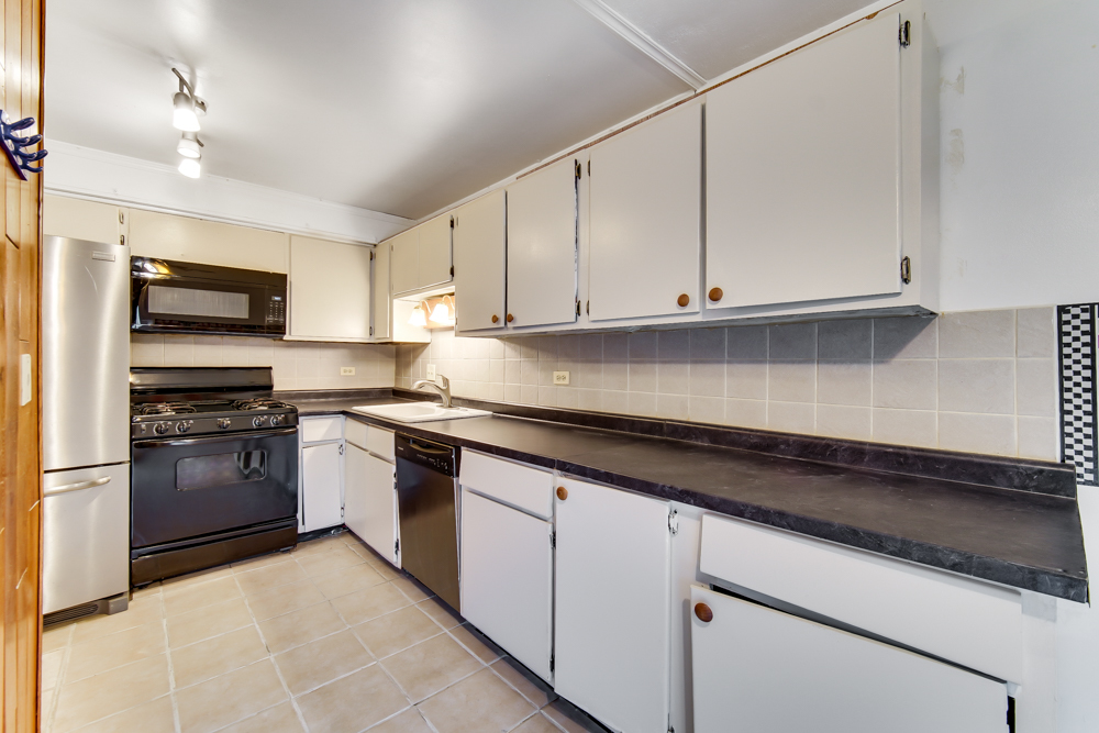 5 Cour Caravelle Palos Hills, IL 60465 - Photo 10 of 26