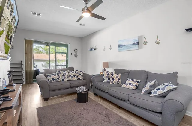 $275,000 | 2208 Laceflower Drive, Brandon, FL 33510