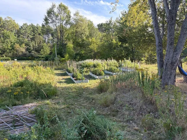 $175,000 | 1612 U.S. Rte 1, Freeport, ME 04032