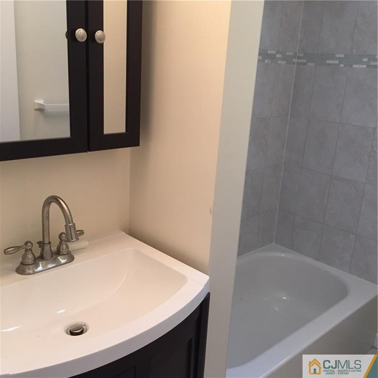 142 New Market Road Dunellen, NJ 08812 - Photo 11 of 24 Gallery Image 11