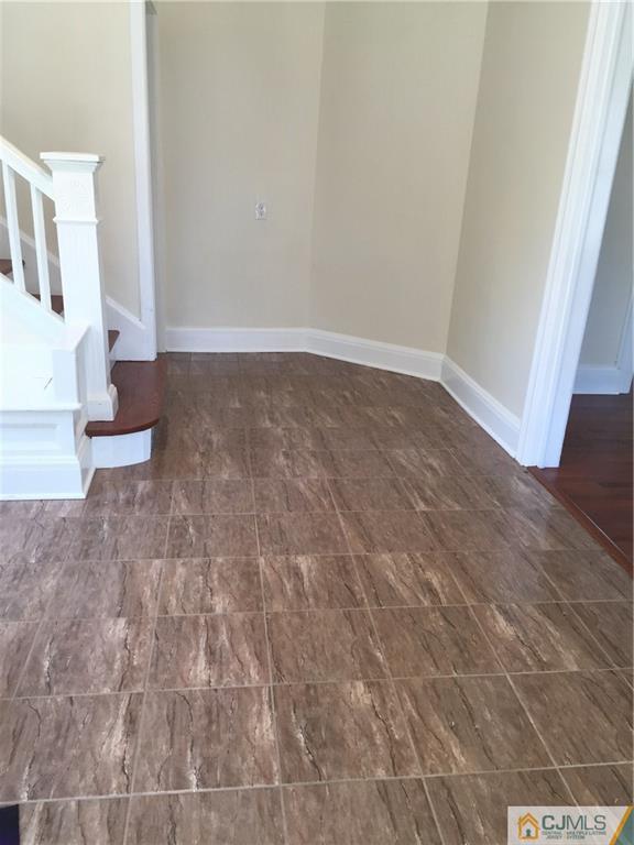 142 New Market Road Dunellen, NJ 08812 - Photo 3 of 24 Gallery Image 3