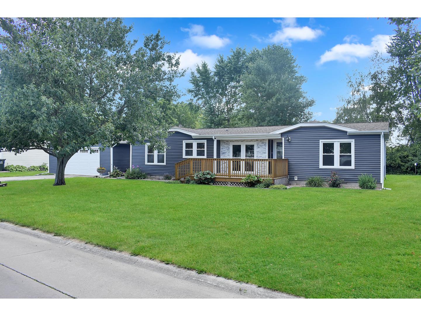 1213 Robin Road Mahomet, IL 61853 - Photo 1 of 18 Gallery Image 1