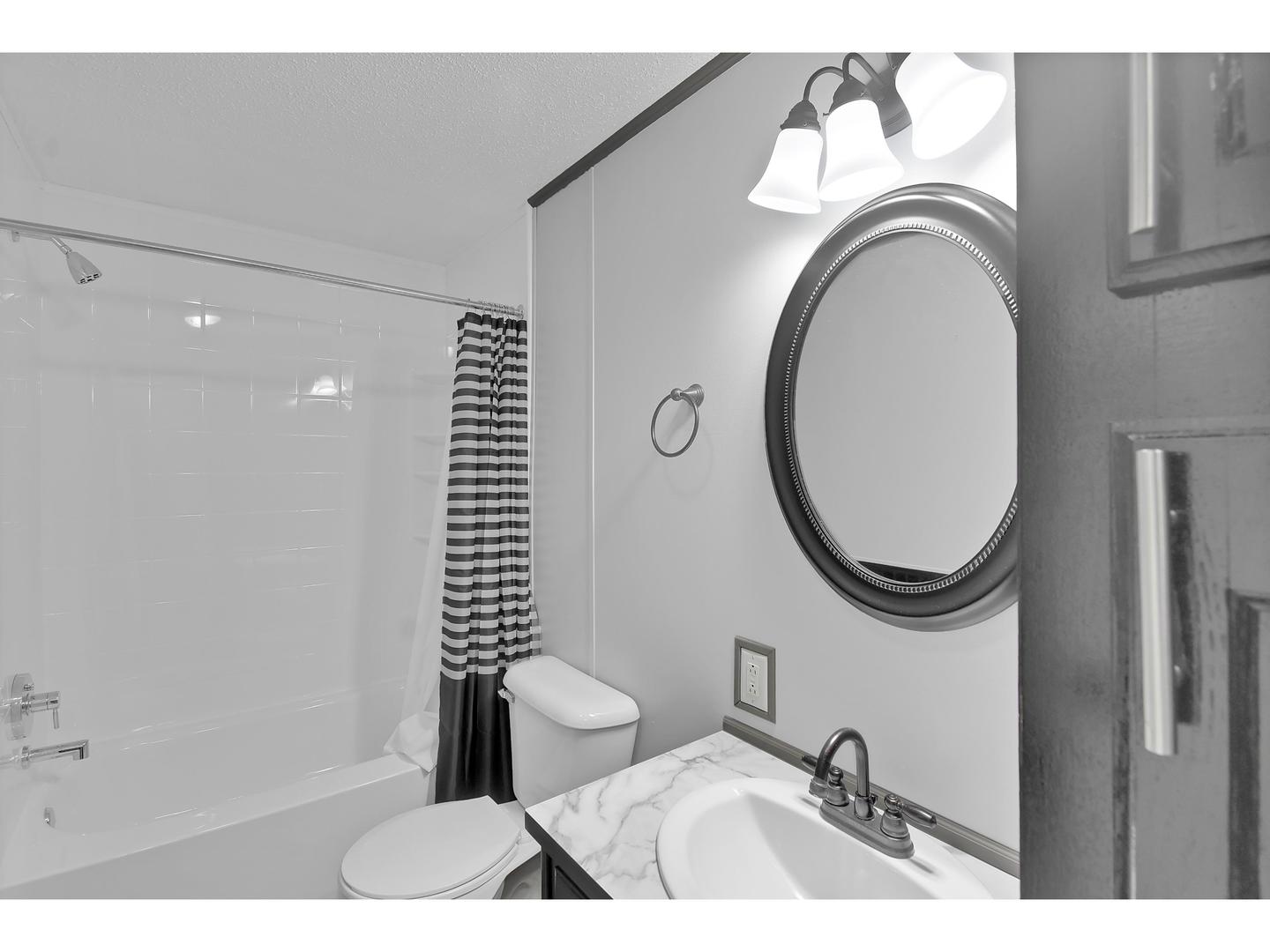 1213 Robin Road Mahomet, IL 61853 - Photo 11 of 18 Gallery Image 11