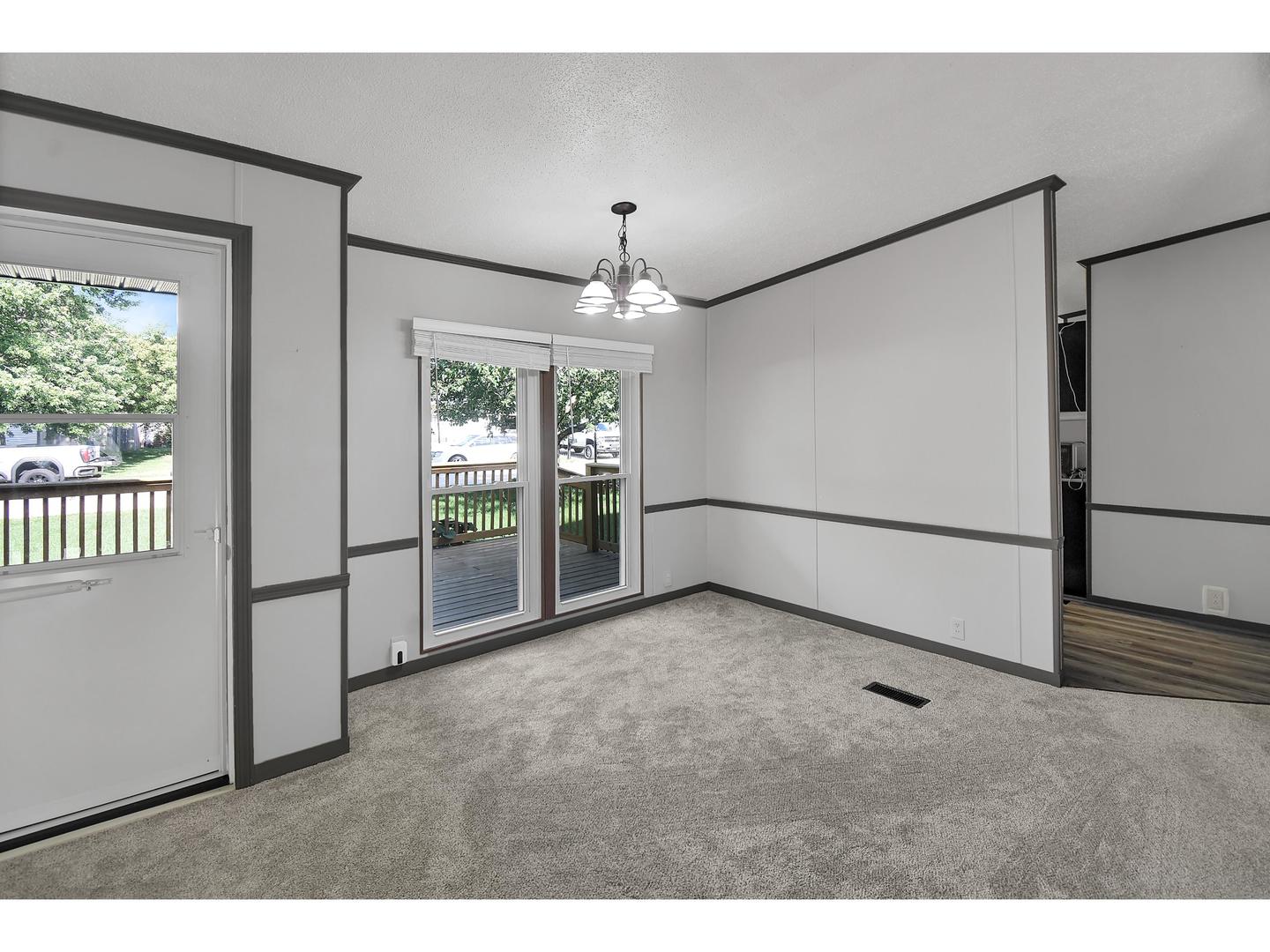 1213 Robin Road Mahomet, IL 61853 - Photo 5 of 18 Gallery Image 5