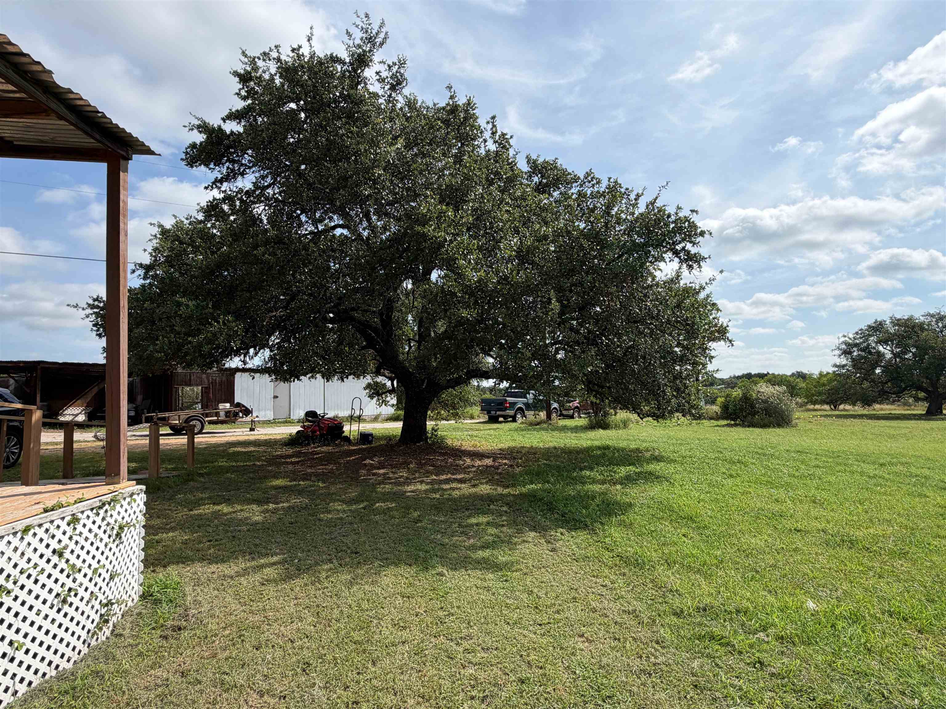 206 Thurman Loop Llano, TX 78643 - Photo 14 of 41