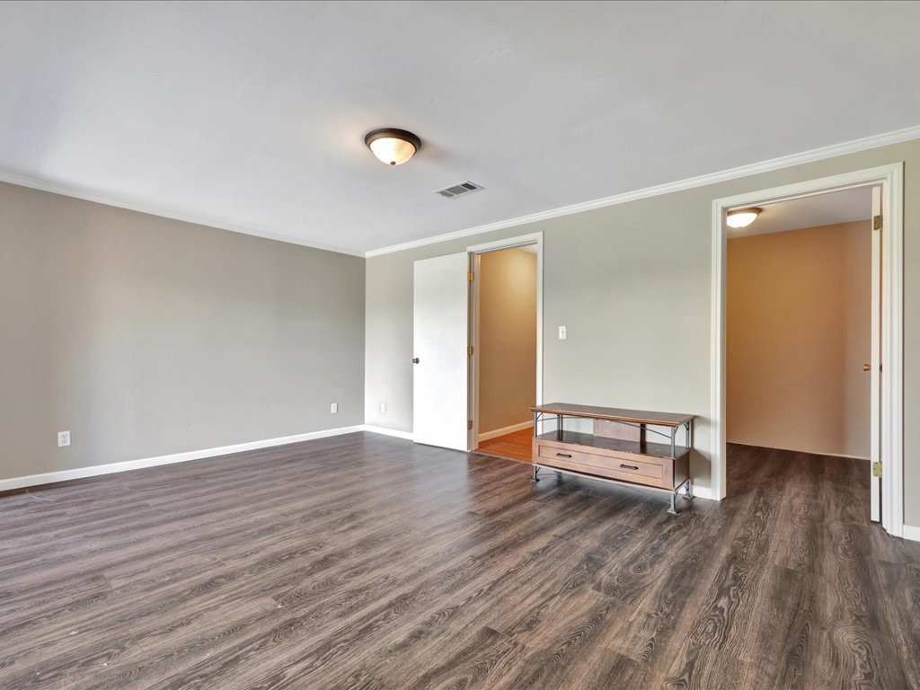 180 P R 8776 Warren, TX 77664 - Photo 12 of 36 Gallery Image 12