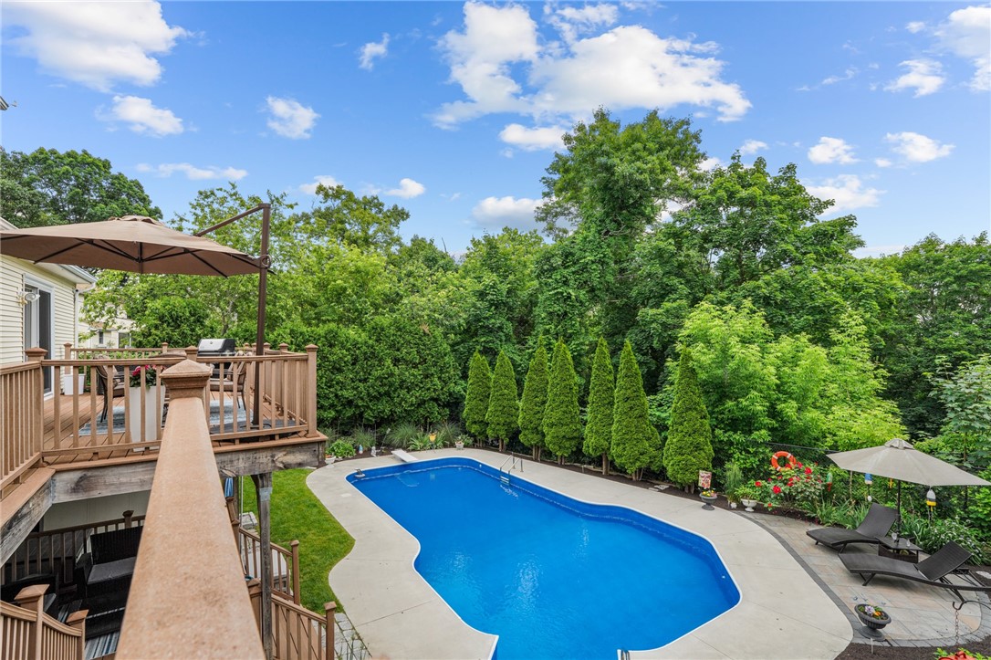 71 Rockridge Road Lincoln, RI 02865 - Photo 1 of 49 Gallery Image 1