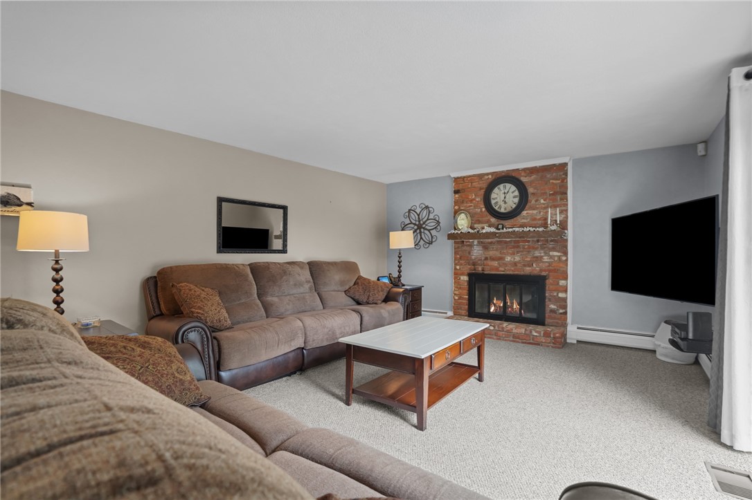 71 Rockridge Road Lincoln, RI 02865 - Photo 19 of 49 Gallery Image 19