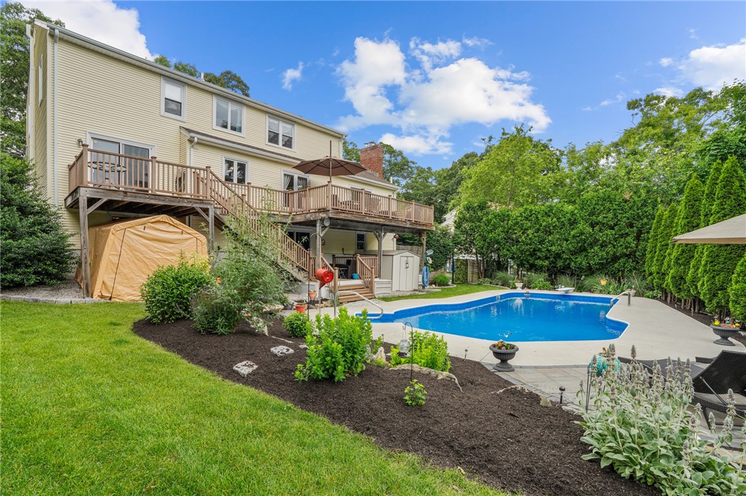 71 Rockridge Road Lincoln, RI 02865 - Photo 2 of 49 Gallery Image 2