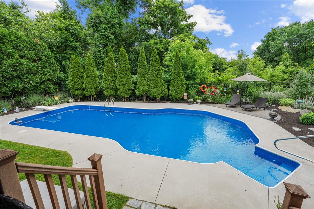 71 Rockridge Road Lincoln, RI 02865 - Photo 41 of 49 Gallery Image 41