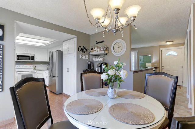 $605,000 | 11218 Southeast 235th Place, Kent, WA 98031