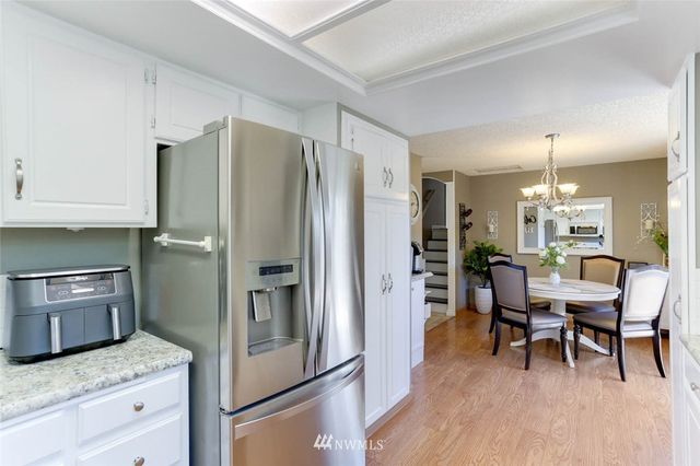 $605,000 | 11218 Southeast 235th Place, Kent, WA 98031