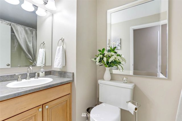 $605,000 | 11218 Southeast 235th Place, Kent, WA 98031