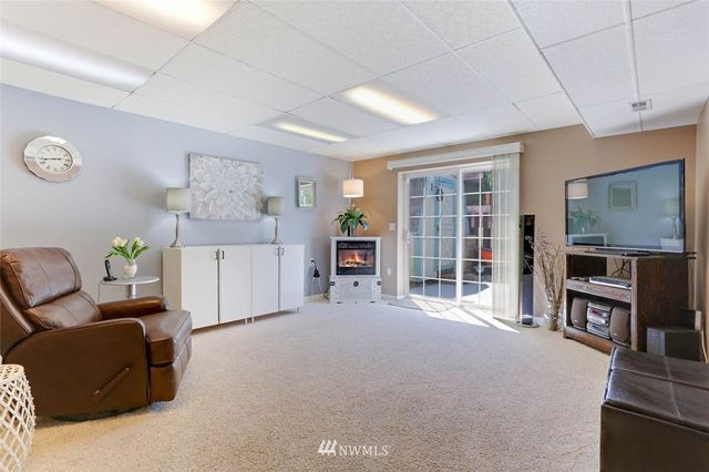 $605,000 | 11218 Southeast 235th Place, Kent, WA 98031