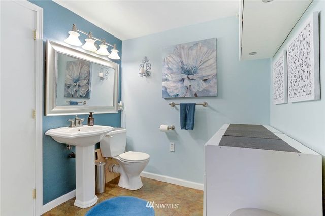 $605,000 | 11218 Southeast 235th Place, Kent, WA 98031