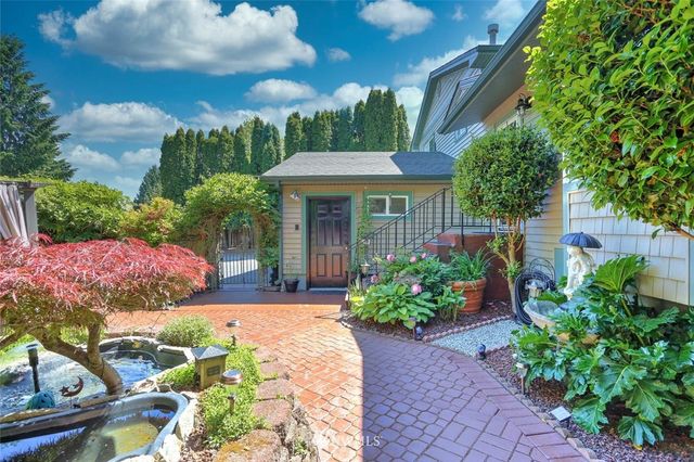 $605,000 | 11218 Southeast 235th Place, Kent, WA 98031