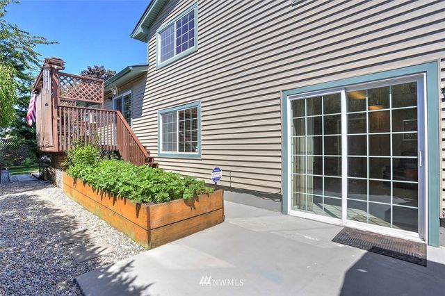 $605,000 | 11218 Southeast 235th Place, Kent, WA 98031