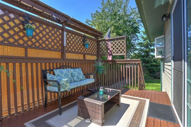 $605,000 | 11218 Southeast 235th Place, Kent, WA 98031