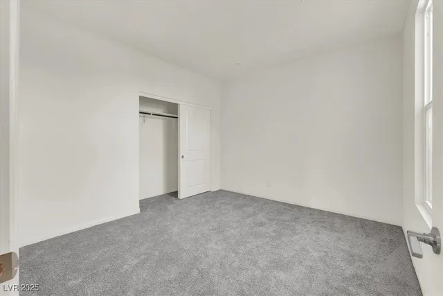 $4,488 | 4709 North Park Street, Las Vegas, NV 89129