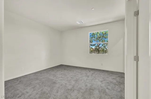 $4,488 | 4709 North Park Street, Las Vegas, NV 89129