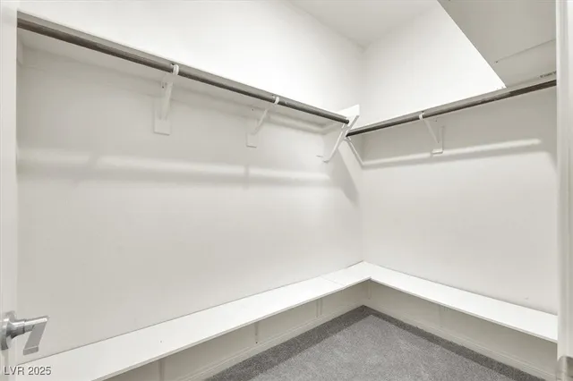 $4,488 | 4709 North Park Street, Las Vegas, NV 89129