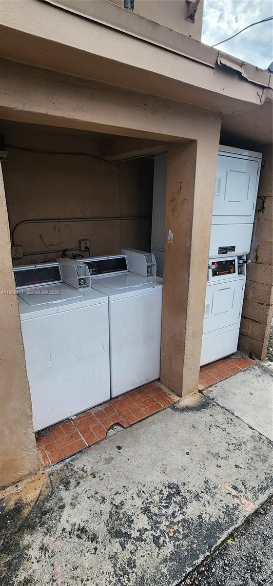 654 West 29th Street, Unit 1 Hialeah, FL 33012 - Photo 14 of 14 a view of a garage