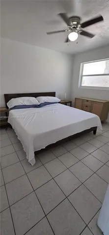 $2,300 | 654 West 29th Street, Unit 2, Hialeah, FL 33012