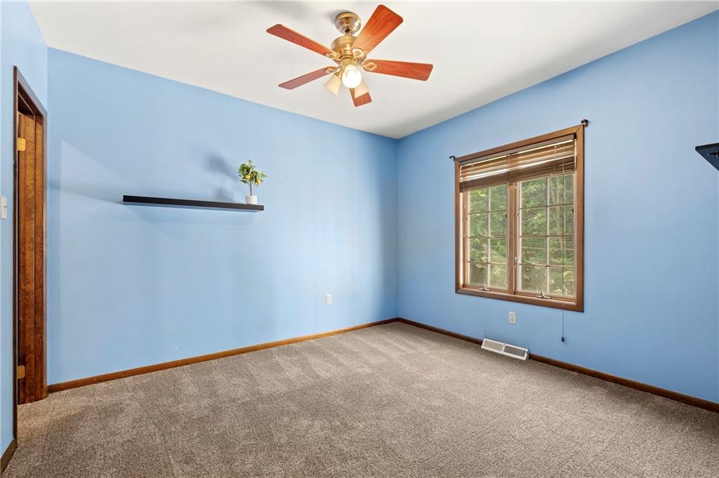 858 Bocktown Road Crescent, PA 15046 - Photo 14 of 26