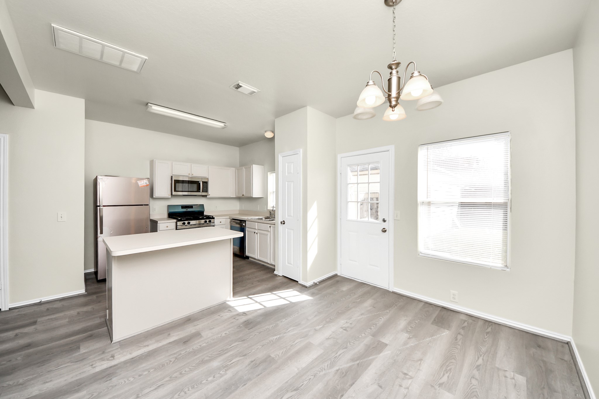 2034 Rustling Trees Way Spring, TX 77373 - Photo 14 of 39