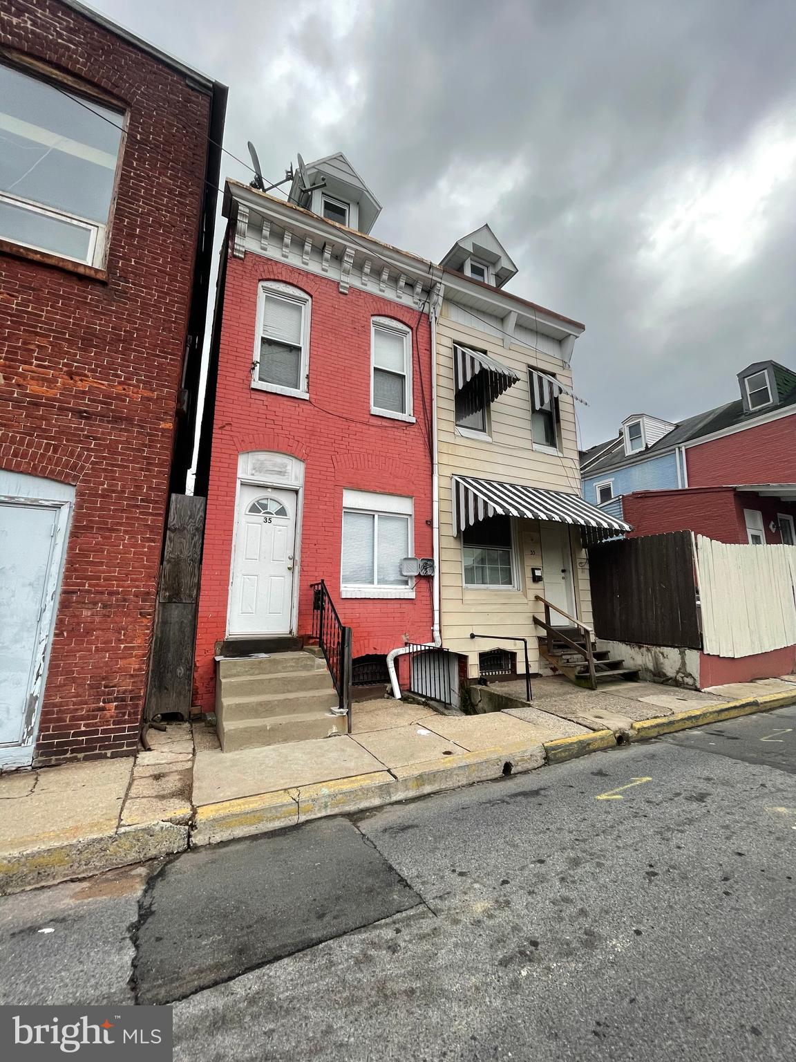 35 Moss Street Reading, PA 19601 - Photo 1 of 5 Gallery Image 1