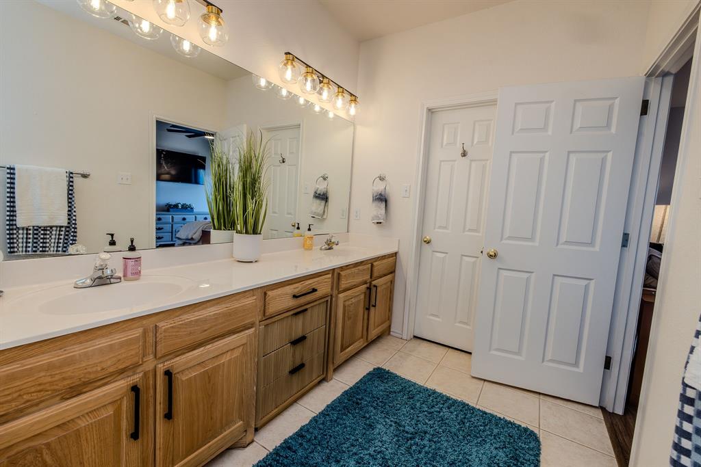 504 Eagle Point Road Graford, TX 76449 - Photo 21 of 38