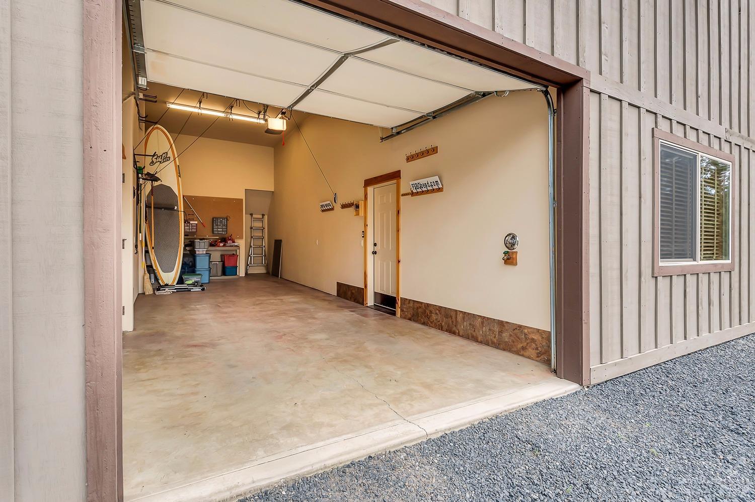 64352 Hunnell Road Bend, OR 97703 - Photo 19 of 25 Additional Photo