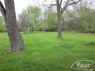2488 North Center Road Burton, MI 48509 - Photo 20 of 20 20144375-19.JPG